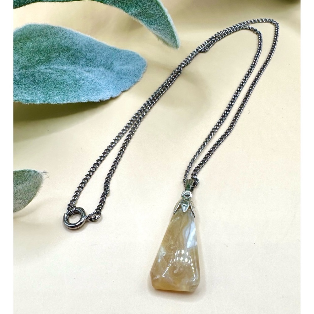Vintage Polished gemstone necklace